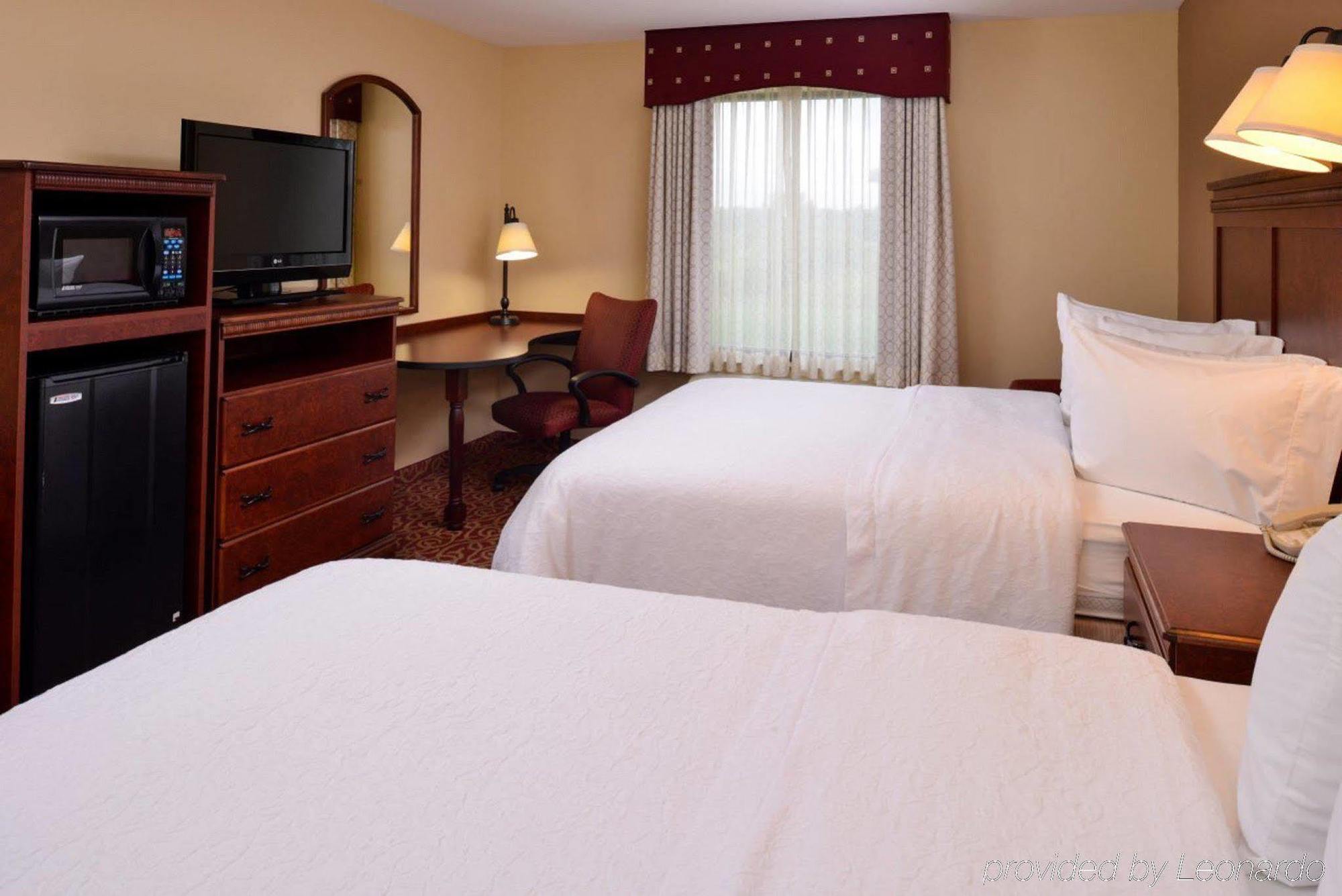 Hampton By Hilton Lincoln Hotel Екстериор снимка